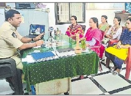 డీజేల ఏర్పాటుకు అనుమతులు తప్పనిసరి
