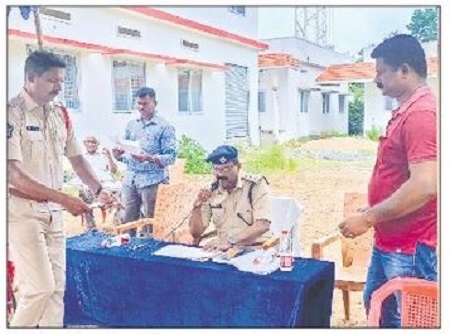 31 బైక్ ల వేలం