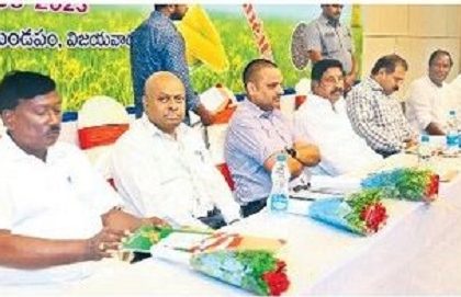 రైతులకు మరింత చేరువలో మార్క్ ఫెడ్