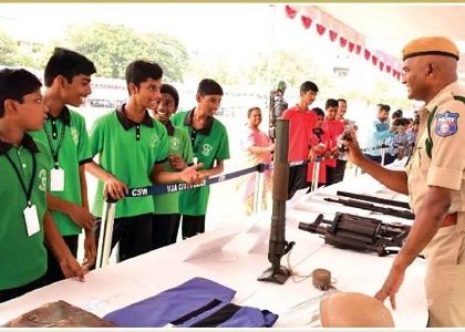 పోలీస్.. పోలీసే..!
