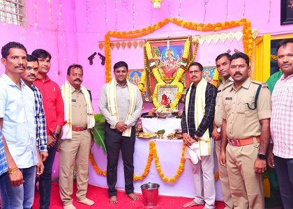 సిటీ ఆర్మ్‌డ్ రిజర్వ్‌లో ఆయుధపూజ నిర్వహించిన పోలీస్ కమీషనర్ శ్రీ కాంతి రాణా టాటా ఐపిఎస్‌ గారు