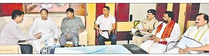 అమ్మవారి దర్శనానికి తగిన ఏర్పాట్లు