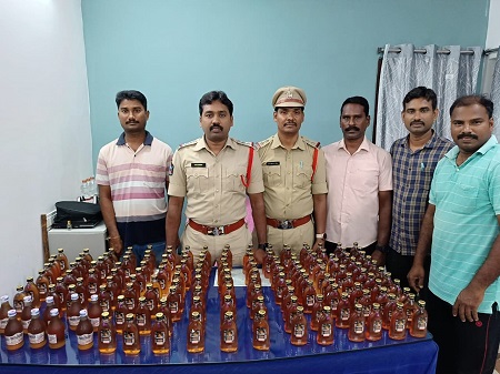అక్రమ మద్యం పట్టివేత