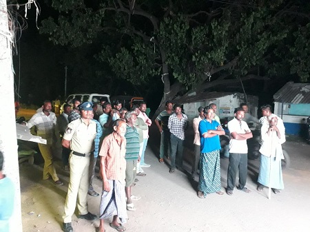 సైబర్ క్రైమ్ మరియు సోషల్ మీడియా ద్వారా జరుగుతున్న నేరాలపై చేరువ వాహనం ద్వారా ప్రజలకు అవగాహన కార్యక్రమాలు