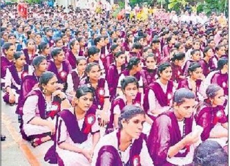 ఇంటర్ లో అడ్మిషన్ల జోష్