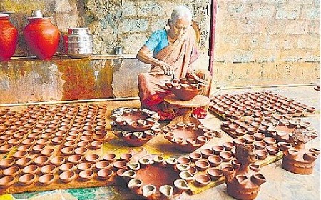మట్టి దీపమే మంగళకరం