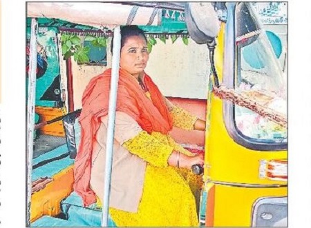 మహిళా శక్తితో సాధికారత