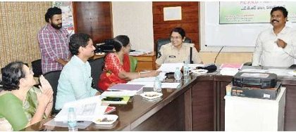 డెకాయ్ ఆపరేషన్లు విస్తృతం చేయాలి