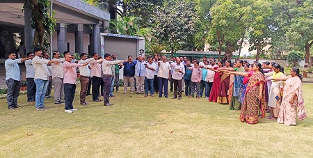 భారత రాజ్యాంగ దినోత్సవాన్ని పురస్కరించుకుని ప్రతిజ్ణ