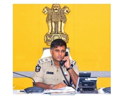 "డయల్ యువర్ పోలీస్ కమీషనర్" కార్యక్రమమునకు "12" ఫిర్యాదులు