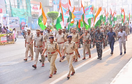 జాతీయ సమైక్యతా దినోత్సవం సందర్భంగా సమైక్యతా రన్‌ను నిర్వహించిన ఎన్‌టిఆర్ జిల్లా పోలీసులు