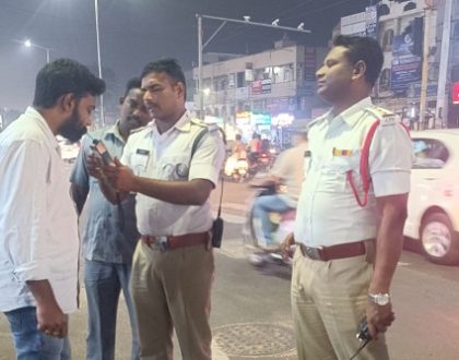 మద్యం సేవించి వాహనాలు నడిపిన 20 మంది వ్యక్తులకు జైలు, జరిమానా విధించిన న్యాయస్థానం వారు
