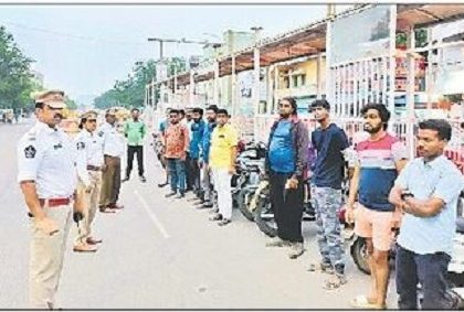 హెల్మెట్ వినియోగంపై అవగాహన