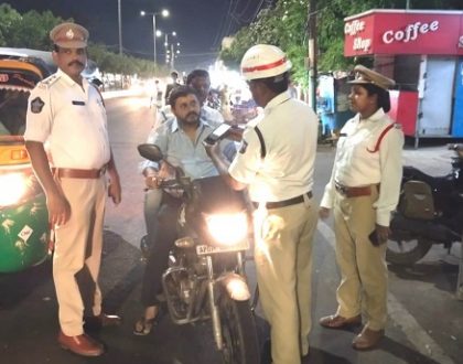 మద్యం సేవించి వాహనాలు నడిపిన 17 మంది వ్యక్తులకు జైలు మరియు జరిమానా