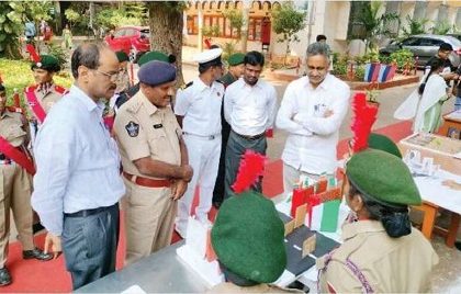 సిద్ధార్థ కళాశాలలో ఎన్.సీ.సీ  దినోత్సవం
