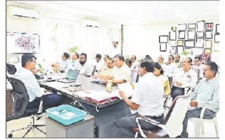 రోడ్డు ప్రమాదాల నివారణకు చర్యలు