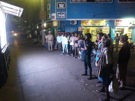 సైబర్ క్రైమ్, సోషల్ మీడియా నేరాలపై చేరువ వాహనం ద్వారా ప్రజలకు అవగాహన