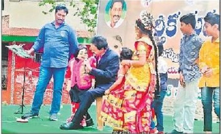భవానీ ద్వీపంలో కార్తిక సందడి