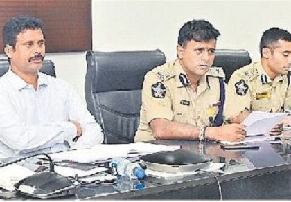 పారదర్శకంగా ఓటర్ల నమోదు