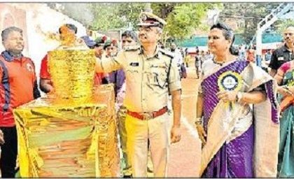క్రీడలతో విద్యార్థులకు ఉజ్వల భవిత
