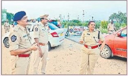 గరికపాడు చెక్ పోస్టు పరిశీలన