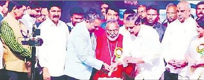 మానవత్వాన్ని చాటిన క్రైస్తవం