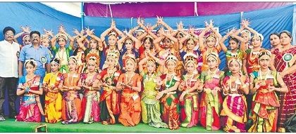 సందడిగా పిల్లల పండుగ