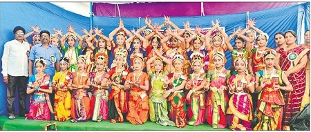 సందడిగా పిల్లల పండుగ
