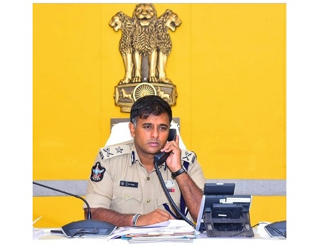 "డయల్ యువర్ పోలీస్ కమీషనర్" కార్యక్రమమునకు "11" ఫిర్యాదులు