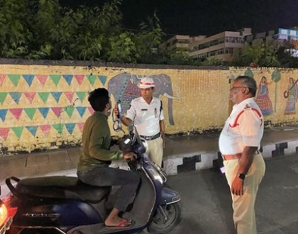 మద్యం సేవించి వాహనాలు నడిపిన 70 మంది వ్యక్తులకు జరిమానా విధించిన న్యాయస్థానంవారు