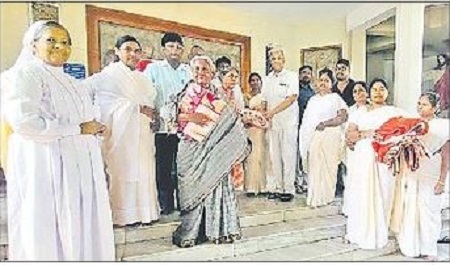ఘనంగా సెమీ క్రిస్మస్ వేడుకలు