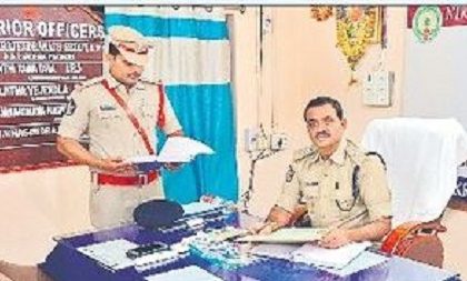 చందర్లపాడు పోలీస్ స్టేషన్ తనిఖీ