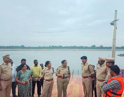 మిచాంగ్ తుఫాన్ కారణంగా లోతట్టు ప్రాంతాలను పరిశీలించిన డీ.సీ.పీ శ్రీమతి అజిత వేజెండ్ల ఐపీఎస్ గారు