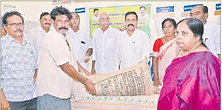 విపత్తులోనూ విత్తనాలు సిద్ధం