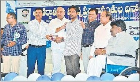 విభిన్న ప్రతిభావంతుల  అభివృద్ధికి కృషి