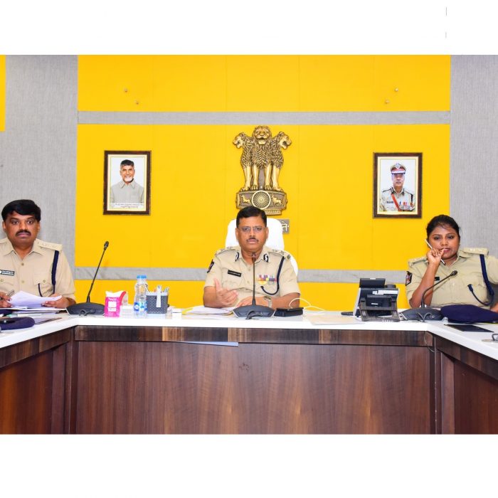 ఎన్.టి.ఆర్ జిల్లా పోలీసు అధికారులతో నేర సమీక్షా సమావేశం నిర్వహించిన  పోలీస్ కమిషనర్ ఎస్.వి. రాజ శేఖర బాబు ఐ.పి.యస్., గారు – ది. 20-08-2024