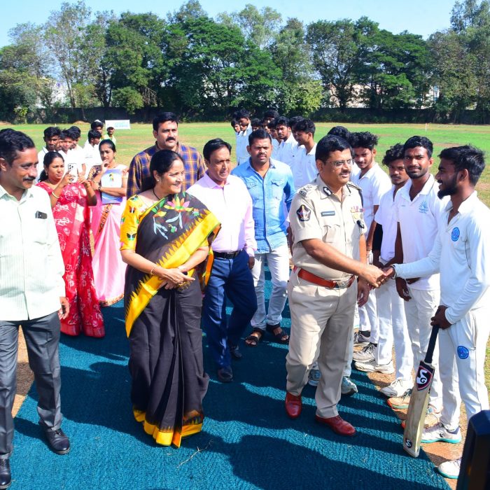 ఈనాడు స్పోర్ట్స్ లీగ్ ను ప్రారంభించిన నగర పోలీస్ కమీషనర్ శ్రీ. ఎస్. వి. రాజ శేఖర బాబు ఐ.పి.ఎస్.గారు - ది. 23.12.2024