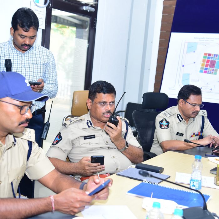 స్వర్ణాంద్ర@2047 విజన్ కార్యక్రమమ బందోబస్త్ ను స్వయంగా పరిశీలించిన రాష్ట్ర డి.జి.పి. శ్రీ సి.హెచ్ ద్వారకా తిరుమలరావు ఐ.పి.ఎస్.గారు. - ది. 13.12.2024