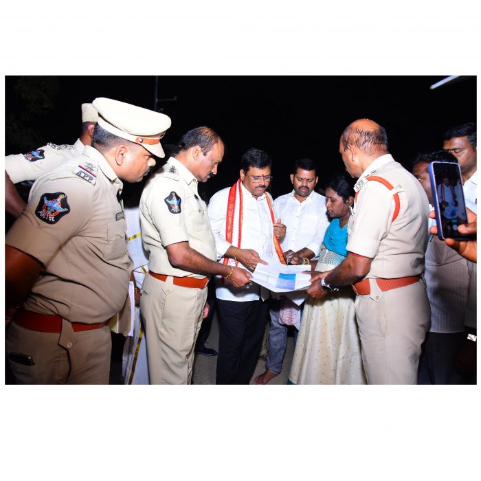 పెనుగంచిప్రోలు తిరుపతమ్మ తల్లి పెద్ద తిరునాళ్ల సందర్భంగా బందోబస్తు ఏర్పాట్లను పరిశీలించిన నగర పోలీస్ కమిషనర్ శ్రీ ఎస్ వి రాజశేఖర బాబు ఐపీఎస్ గారు - ది. 08.02.2025