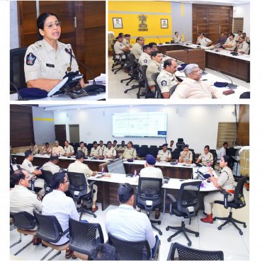 గౌరవ ప్రధాన మంత్రి గారి పర్యటన సందర్భంగా బందోబస్త్ ఏర్పాట్లపై అధికారులతో సమీక్షా సమావేశం నిర్వహించిన అడ్మిన్ డి.సి.పి. శ్రీమతి కె.జి.వి.సరిత ఐ.పి.ఎస్., గారు - ది.29.04.2025