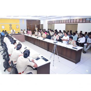 సైబర్ క్రైమ్స్, డిజిటల్ అరెస్టులు, సోషల్ మీడియా కేసులను త్వరితగతిన చేదించడానికి సిబ్బందికి శిక్షణా తరగతులు 11.11.2025